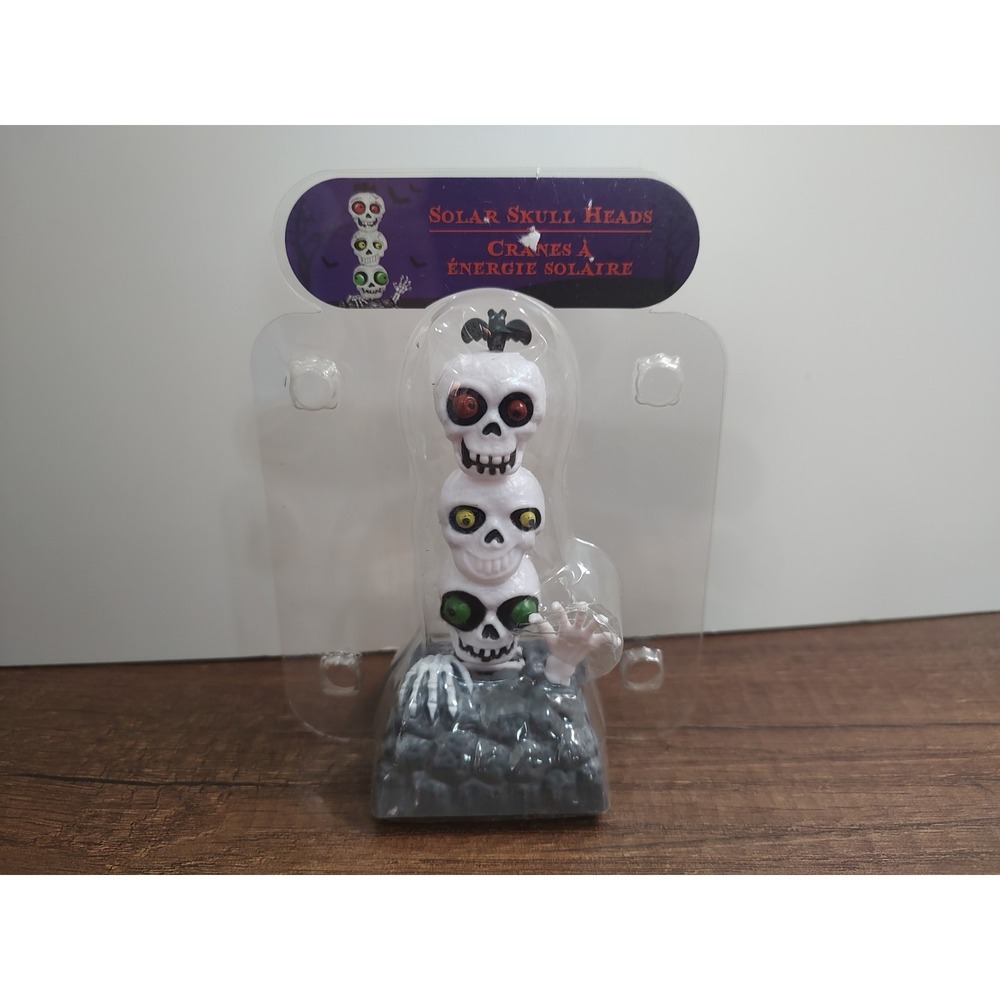 Solar Dancing Stacked Totem Skulls Halloween New A15